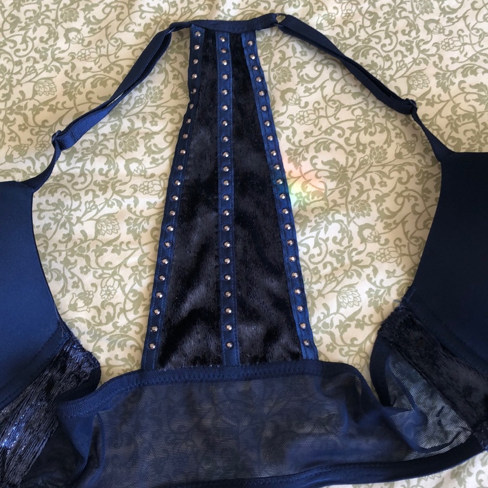 Bra - Picture 2 of 4